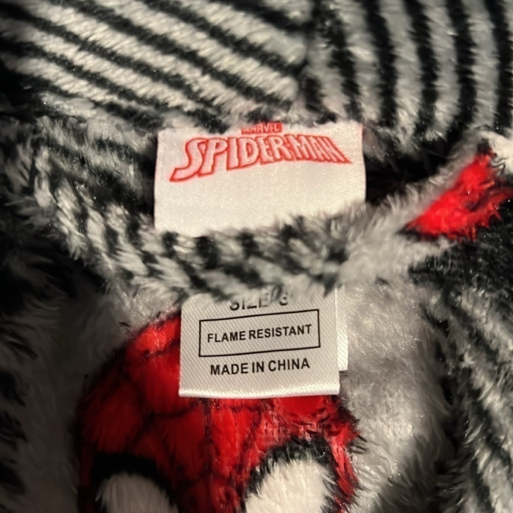 Spiderman Kids unisex bath robe size small in red grey & black fuzzy pajamas - Picture 4 of 11